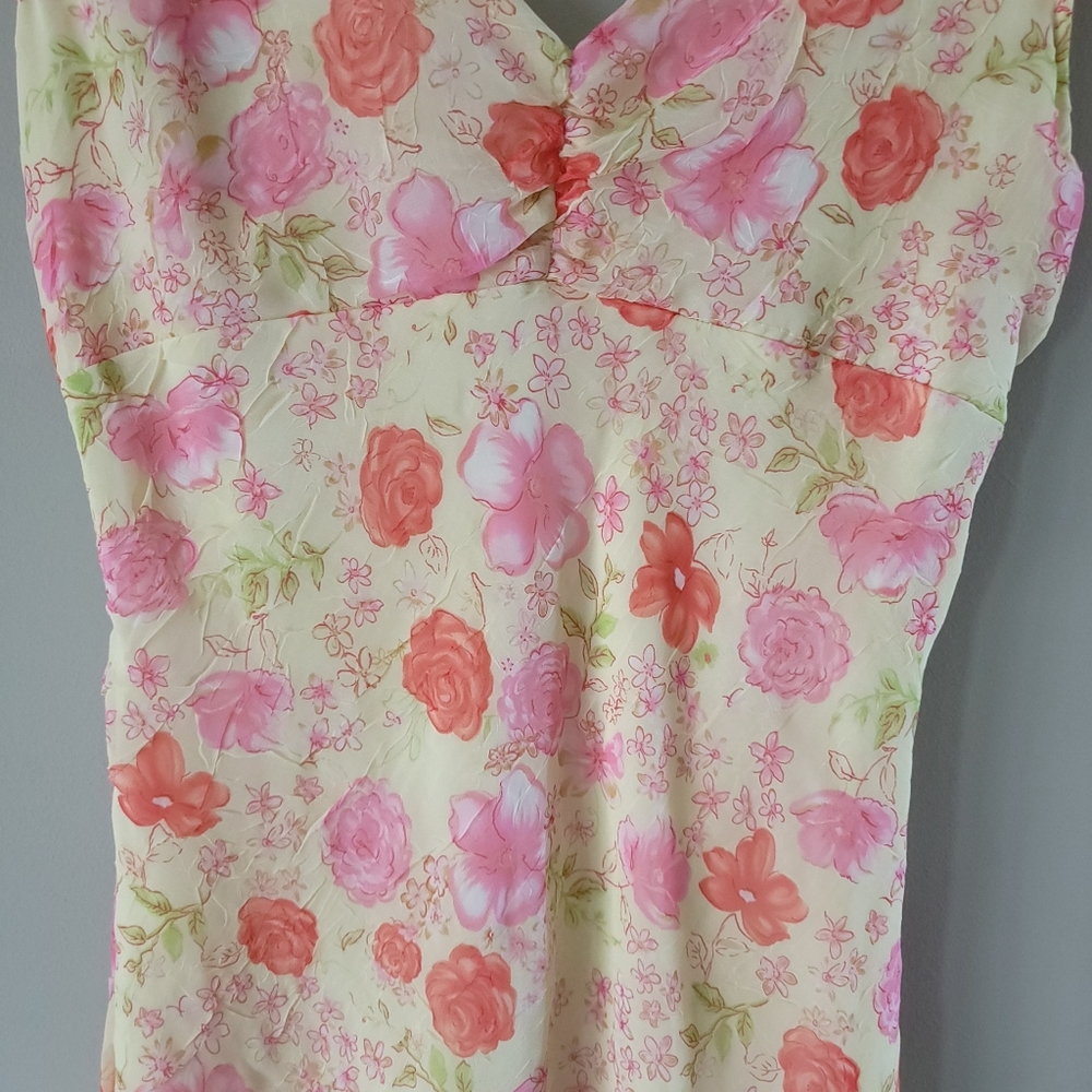 *sold* 90s Vintage Spring Floral Mini Dress - Picture 5 of 15